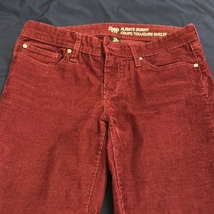 Gap always skinny corduroy size 2 in good condition